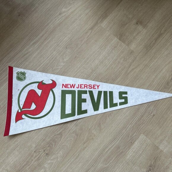Early 1980'S New Jersey Devils NHL Hockey Pennant Flag - Picture 1 of 9